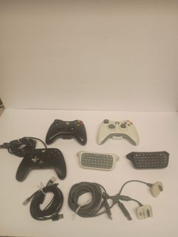 Xbox 360 Controllers and Chat pad Accessories Bundle