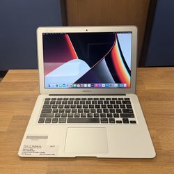 13 Inch MacBook Air*128GB SSD*8GB RAM*1.8Ghz Intel Core i5