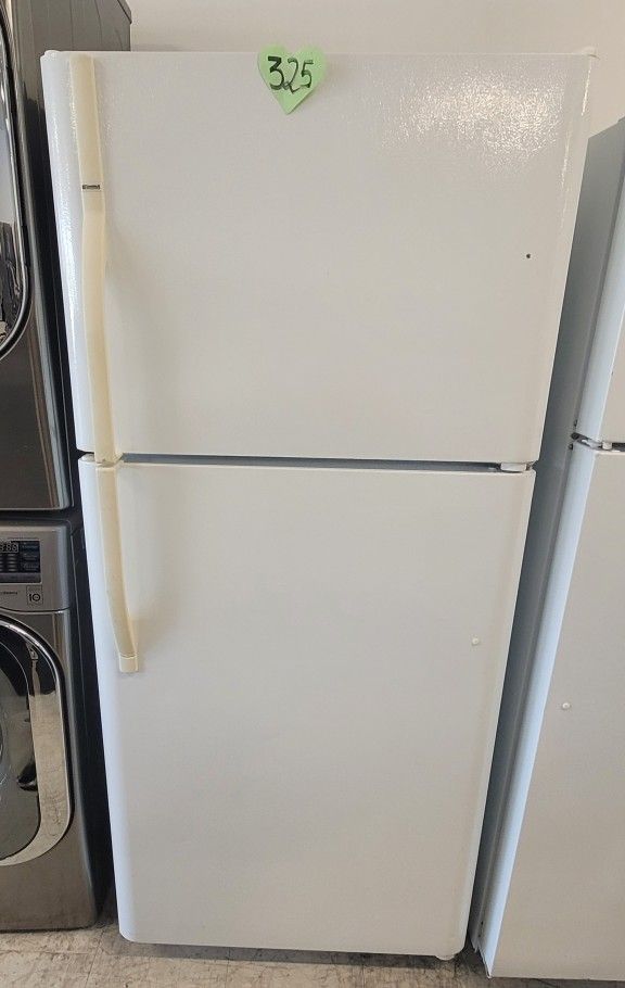 Top Freezer Refrigerator Used In Good Condition With 90days Warranty From $325 Up To $350
