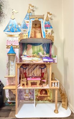 Disney princess doll house