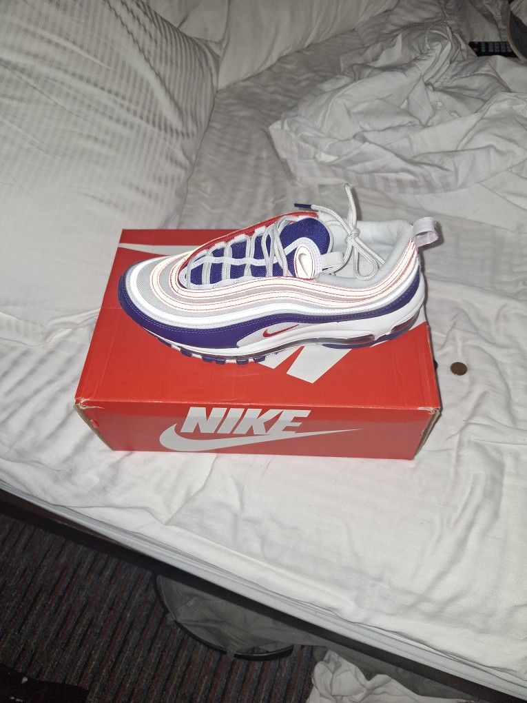 Brand New Cost 150 Selling 75 Size 10