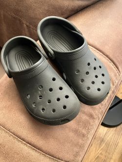 $15, Kids Crocs Size 4