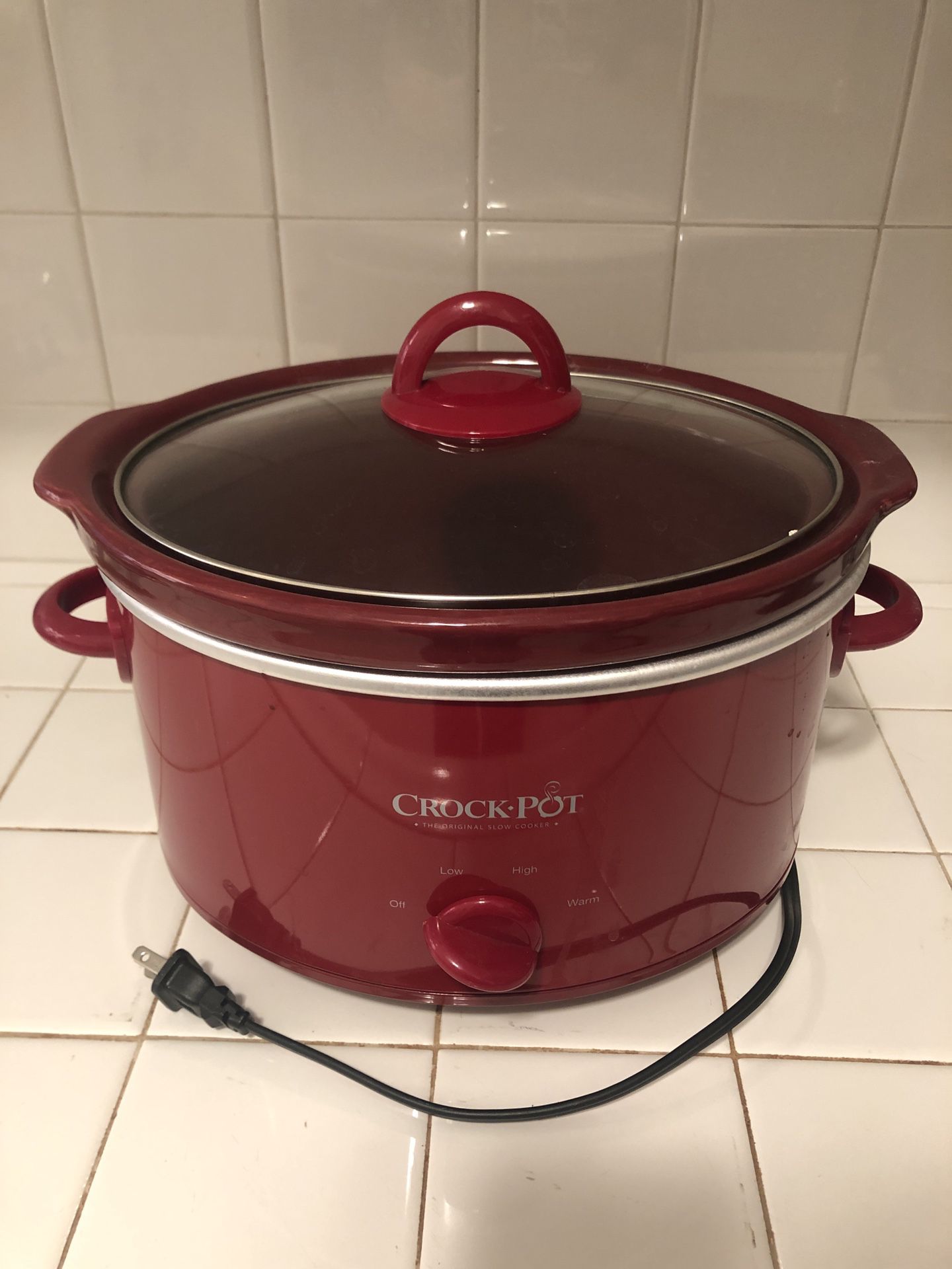 Crock pot red slow cooker