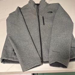 In Perfect Condition Men’s size Small NorthFace 