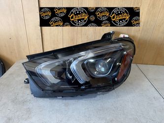 2020 2021 2022 Mercedes GLE Driver Side Left Side Headlight