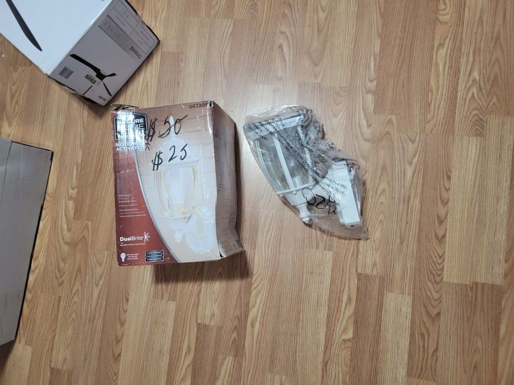 2 Motion Activity Lights