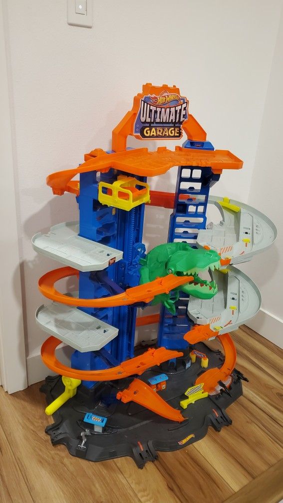 Hot Wheels Ultimate Garage