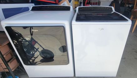 Whirlpool Cabrio High-Efficiency Washer And Electric Dryer