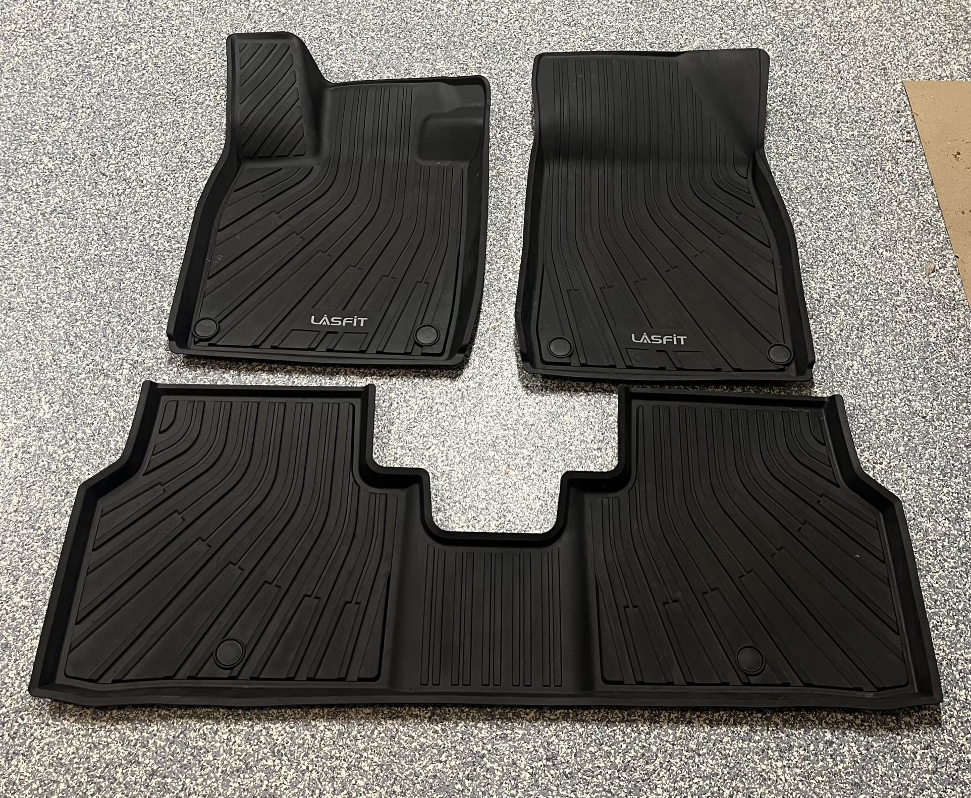 LASFIT TPE Floor Mats for VW ID.4 (2021-2024)