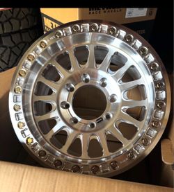 Bead locks WHEELS AND TIRES