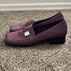 AK Anne Klein iflex Purple Loafers Silver Details SIZE 10 narrow