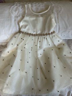 Girl dress size 4 and 5