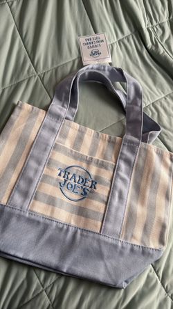 Trader Joe tote bag blue striped