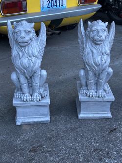Halloween Statues