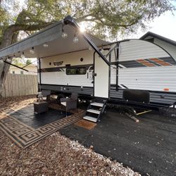 2021 RV forest river wildwood x-lite
