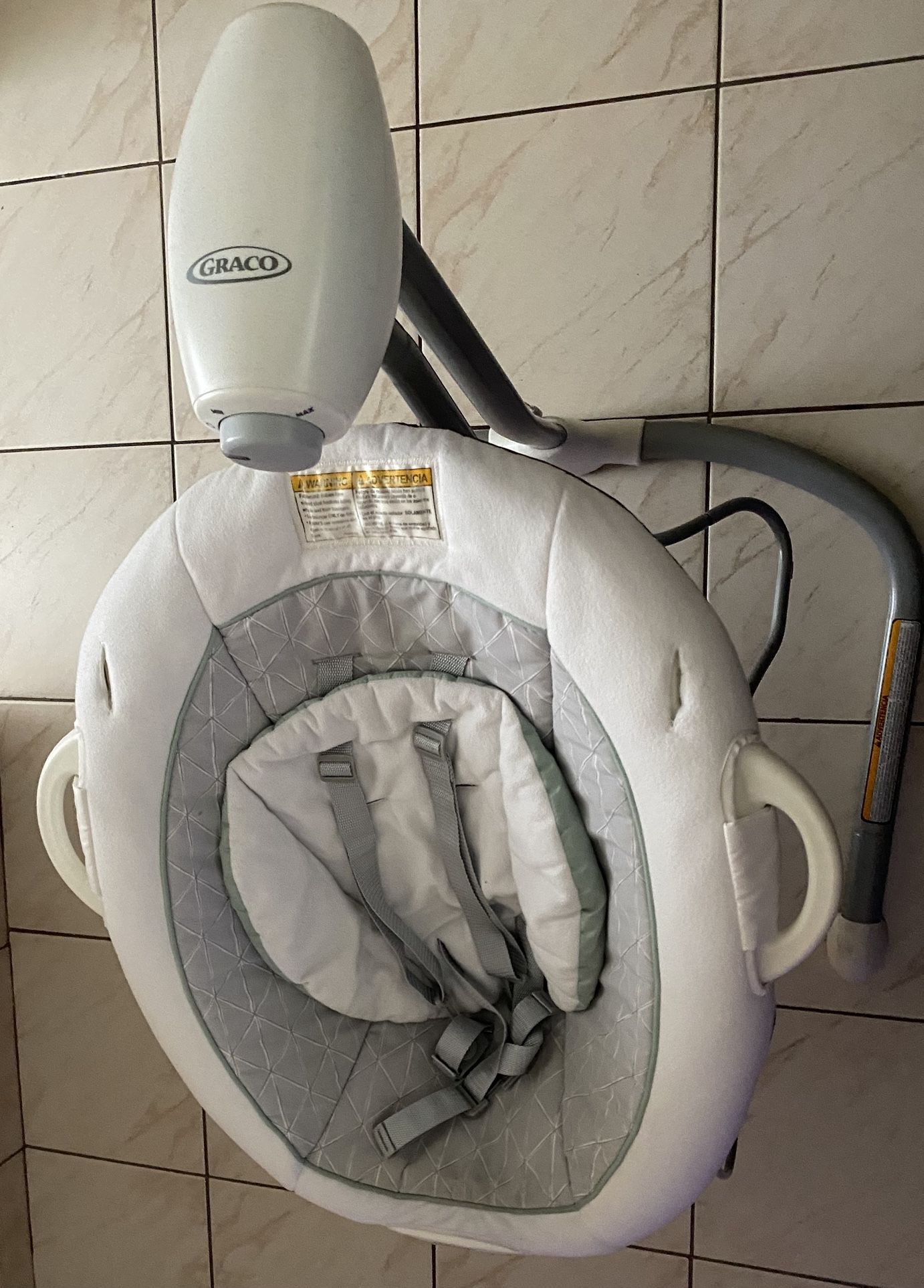 Portable Bouncer - 2 in 1 Swing & Bouncer Used in great condition FOR $126 - Firm Price