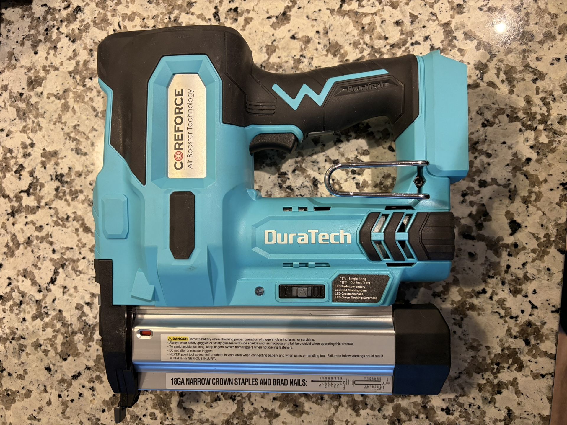 Duratech 20V Cordless Brad Nailer 2-in-1 Nail/Staple