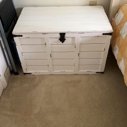 White Wood Chest  Hobby Lobby   NEW