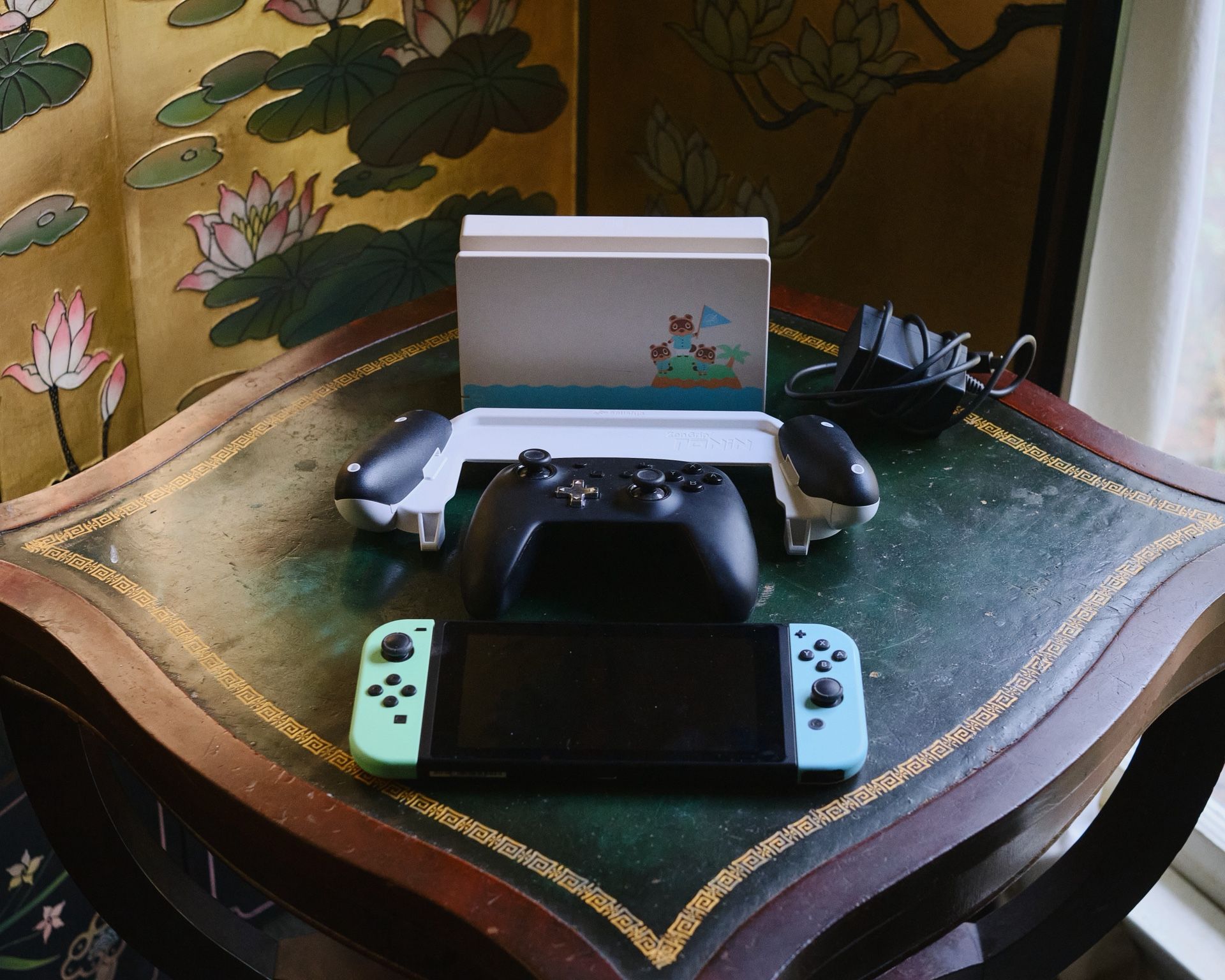 Nintendo Switch AC Edition Bundle - Pro Controller + ZenGrip Ronin + Charger