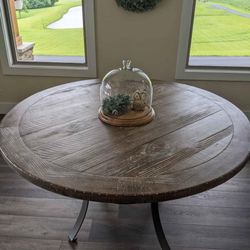 Round Farmhouse Table