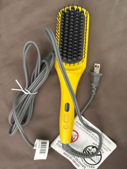 Drybar The Brush Crush Heated Straightening Brush