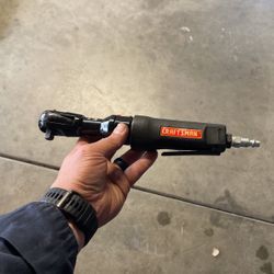 Pneumatic Ratchet Wrench