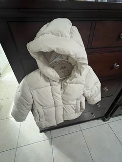 Abrigo De Niña