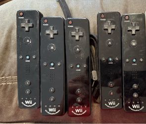 Nintendo Wii remotes controllers without motion plus $25 each pickup Inman Campobello SC area or ship, I also sale games, systems, steering wheels, & 