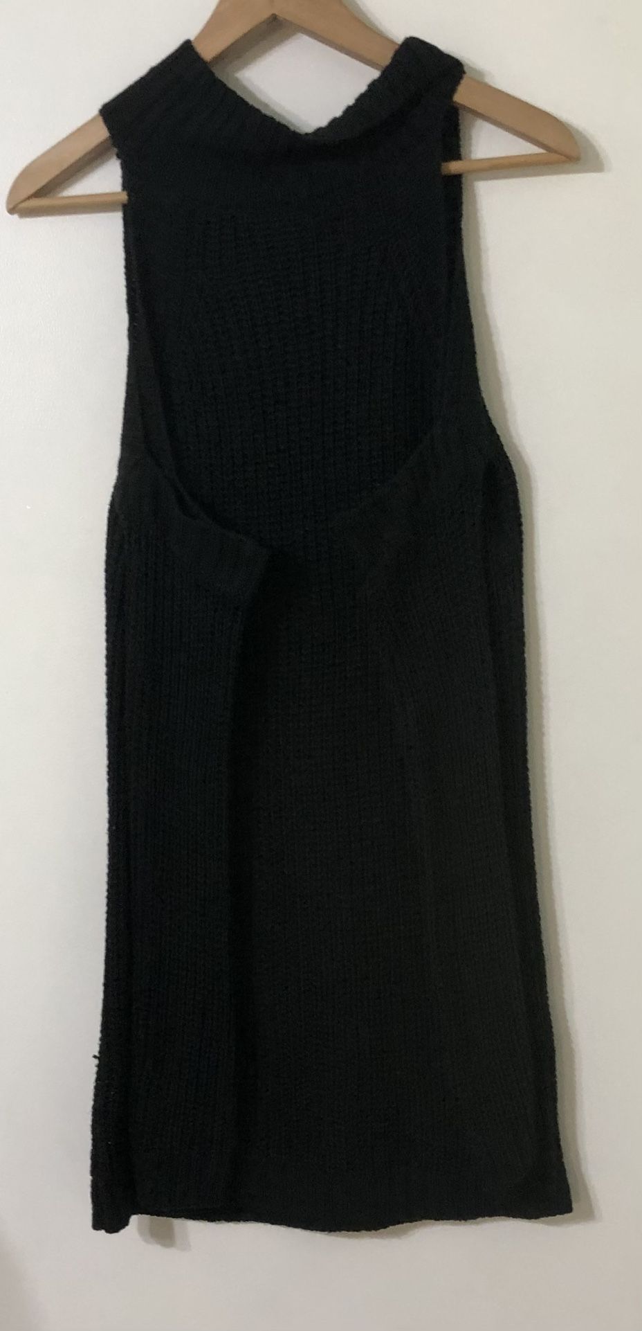 Black knit soft sweater 100% acrylic high neck shoulder cut long sleeves .L