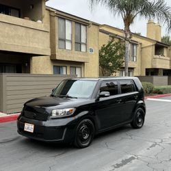 2010 Scion xB