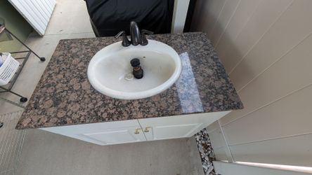 Bathroom vanity
