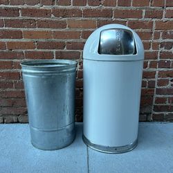 Vintage United Mcm Bullet Torpedo Trash Can 