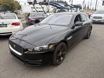 2017 Jaguar XE