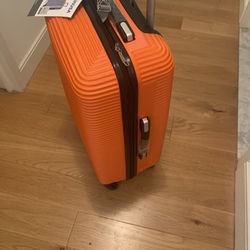 Luggage 24 inch spinner wheels brand new incredible price