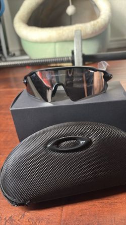 Oakley sunglasses