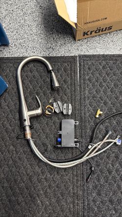 Kitchen faucet ( with motion sensor)