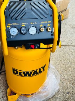 DEWALT XTREME Quiet 2 Stage 20-Gallon Portable Electric 200 PSI Vertical Air Compressor