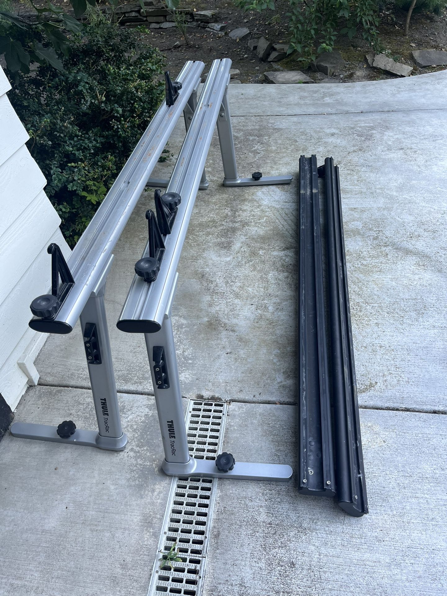 Thule TracRac SR Ladder Rack + Rails – Heavy-Duty, No-Drill – $750 OBO