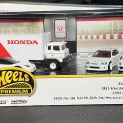 Hot Wheels Honda Diorama