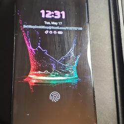 ☆☆THE FLAGSHIP SAMSUNG GALAXY S21 PLUS 5G  W/PERFORMANCE PACKAGE XFINITY DEVICE!