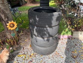 Set of 4 215/50ZR17 Tires