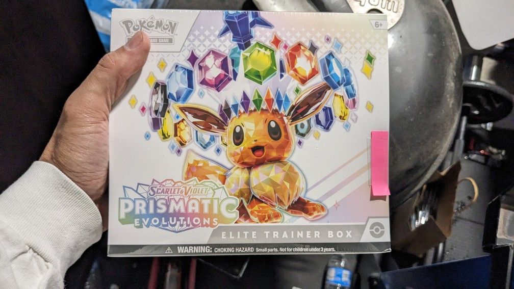 Pokemon Prismatic Evolutions Elite Trainer Box - SV: Prismatic Evolutions