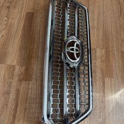 2017. Toyota Tacoma. Grille 