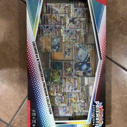 Prismatic Evolutions Lucario ex & Tyranitar ex Premium Collection