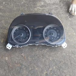 2018 Hyundai Elantra Gauge cluster