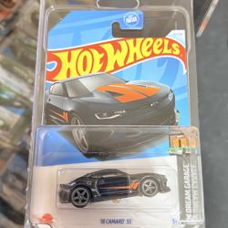 Hot Wheel Super Treasure Hunt 18 Camaro SS
