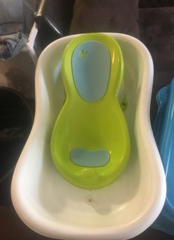 Baby bathtub