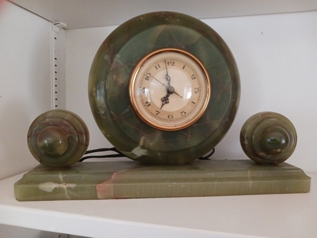 Beautiful Old Clock Which Works!
