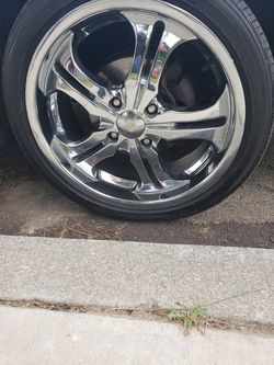 18 inch wheels and tires excellent condition