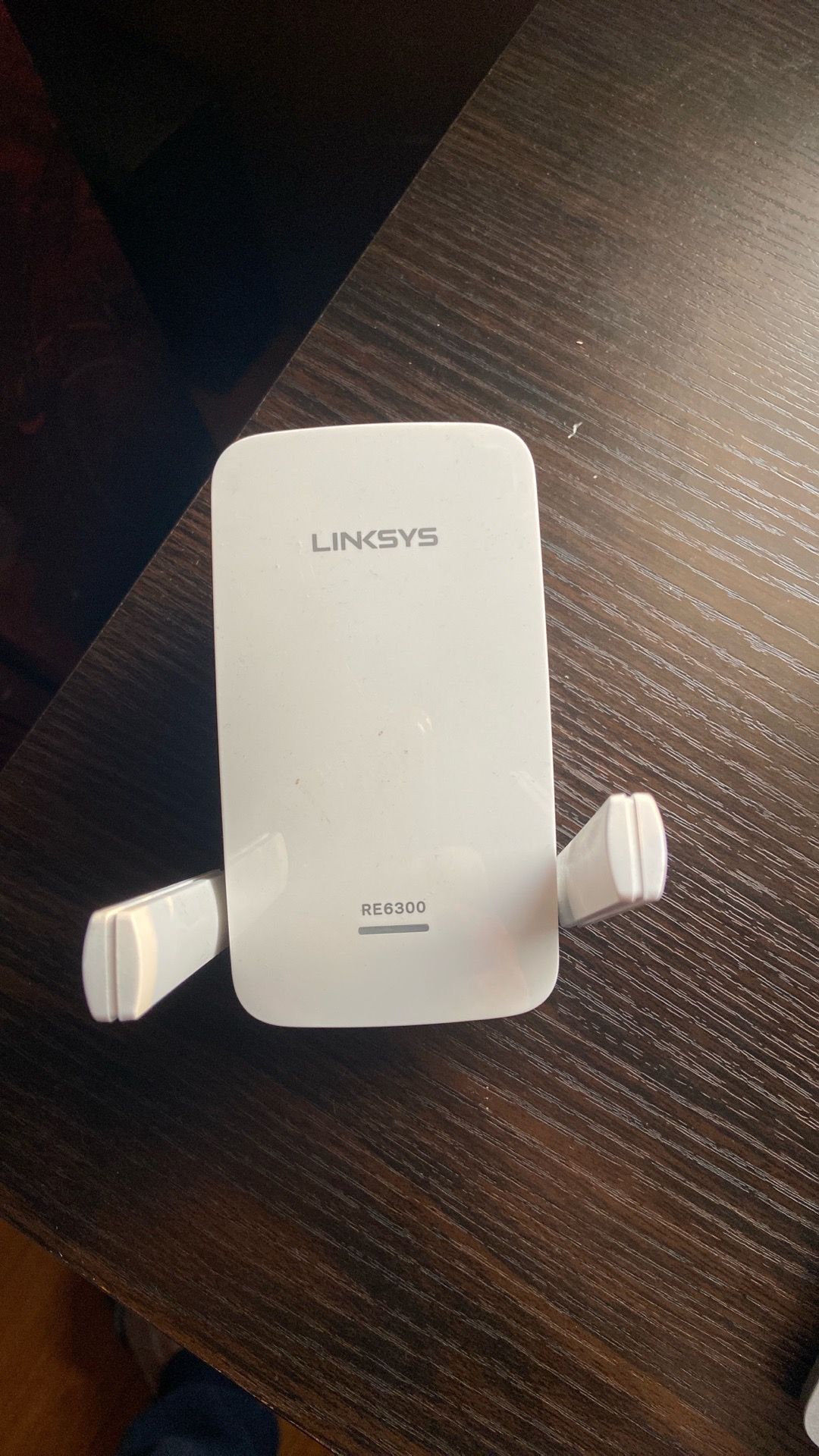 LINKSYS RE6300 extender